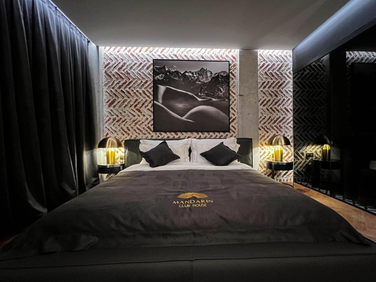 Mandarin Club House Hotel Batumi Ngoại thất bức ảnh