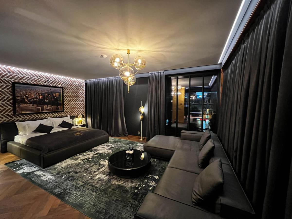 Mandarin Club House Hotel Batumi Ngoại thất bức ảnh